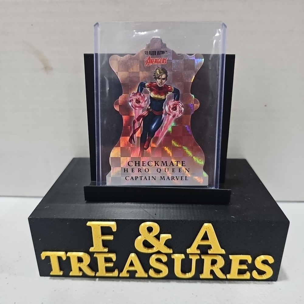 2022 Fleer Marvel Ultra Avengers Checkmate Hero Queen Captain Marvel #CP-15